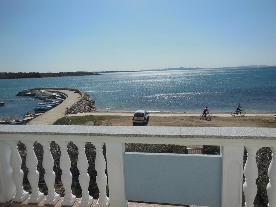 פריבלאקה Apartments Maslina מראה חיצוני תמונה